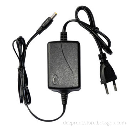 Worldwide-sold Switching Adapter with 18W Maximum Power and 100 to 240V AC, 50/60Hz Input Voltage